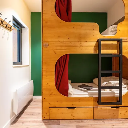 Les D'hotes Val De Tamie Guest house 3*