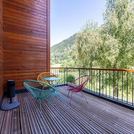 Les D'hotes Val De Tamie Guest house